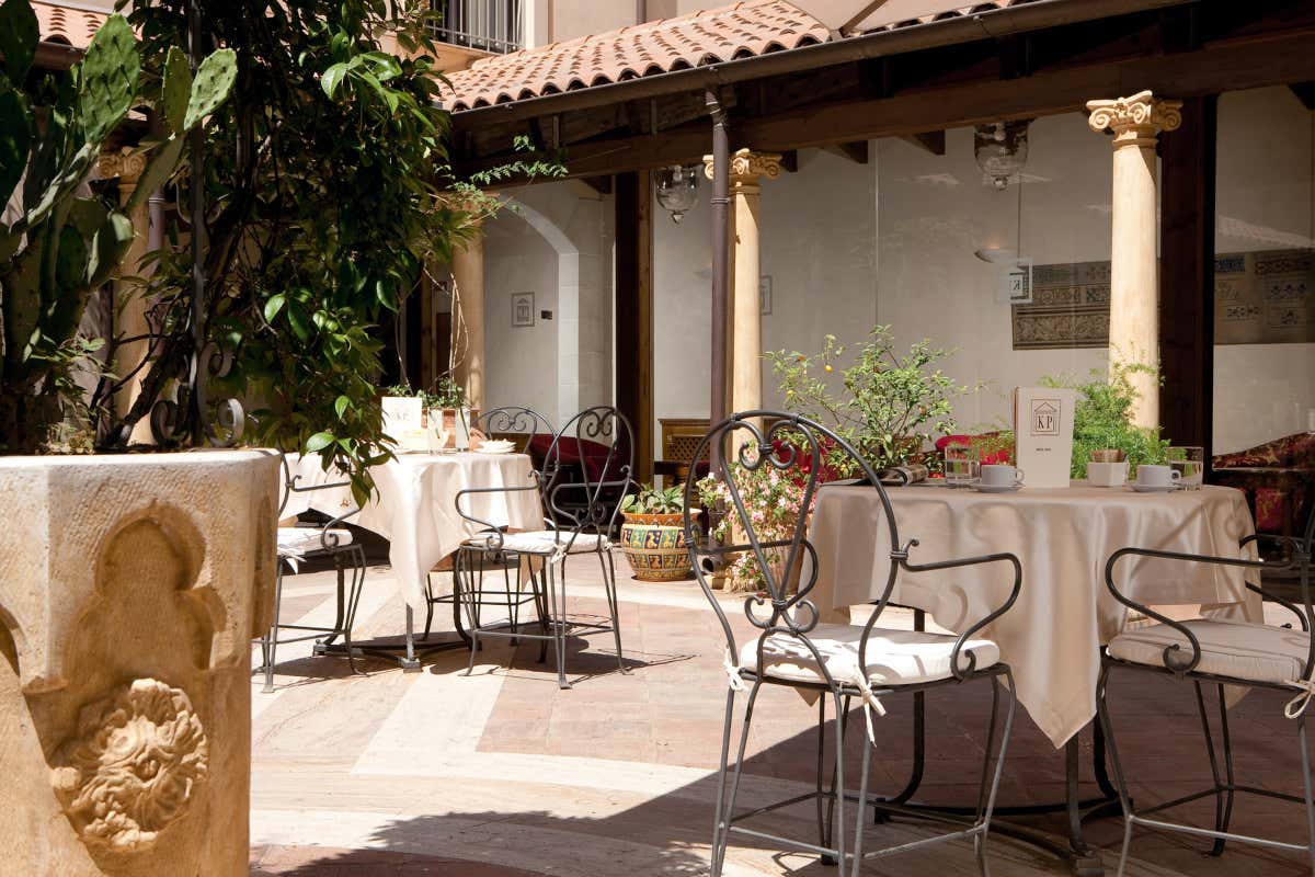 Fiction italiane al femminile, ecco dove dormire in Italia per sentirsi sul set