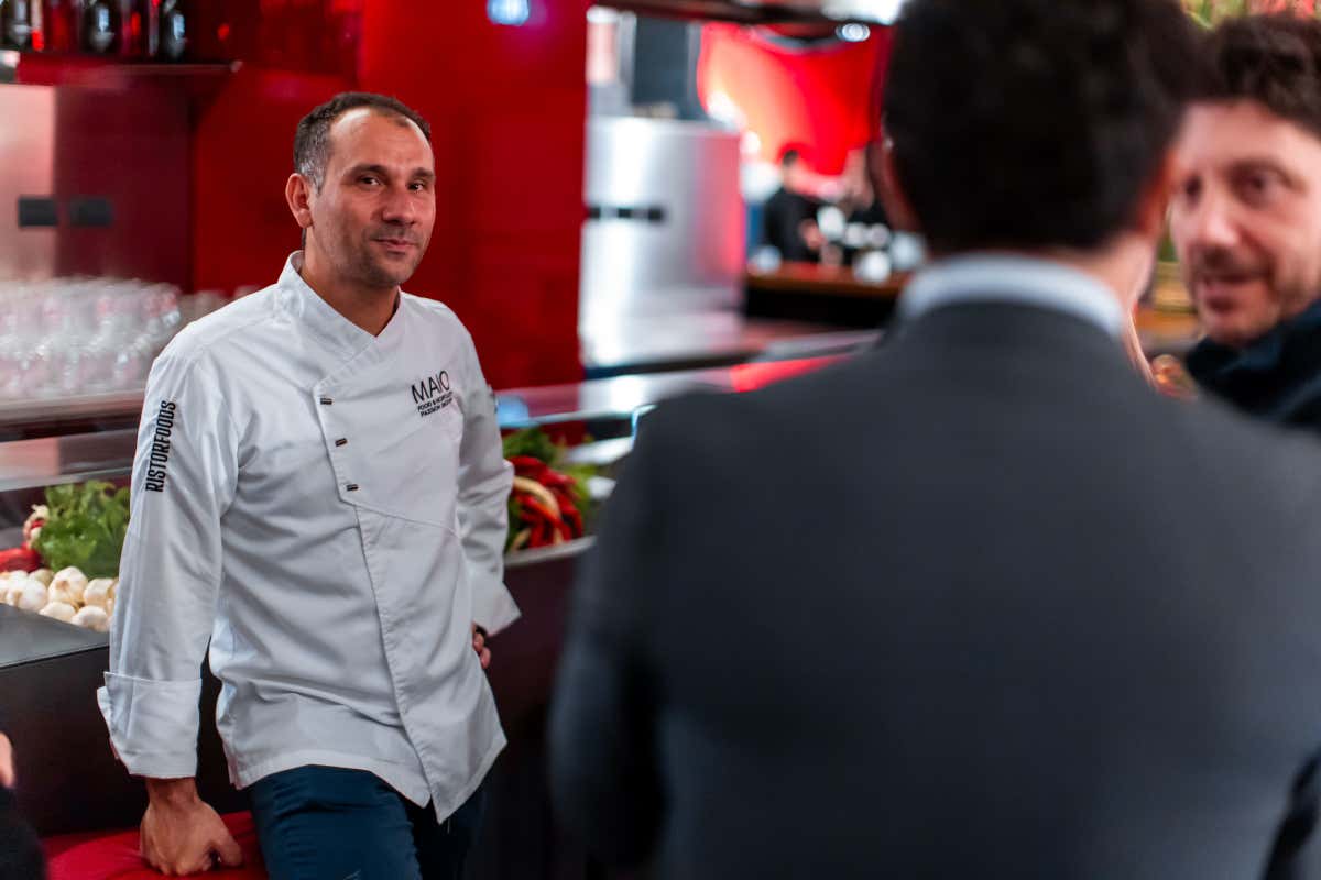 Mai mangiato tra auto iconiche? Apre l'Alfa Romeo Caffè e Bistrot