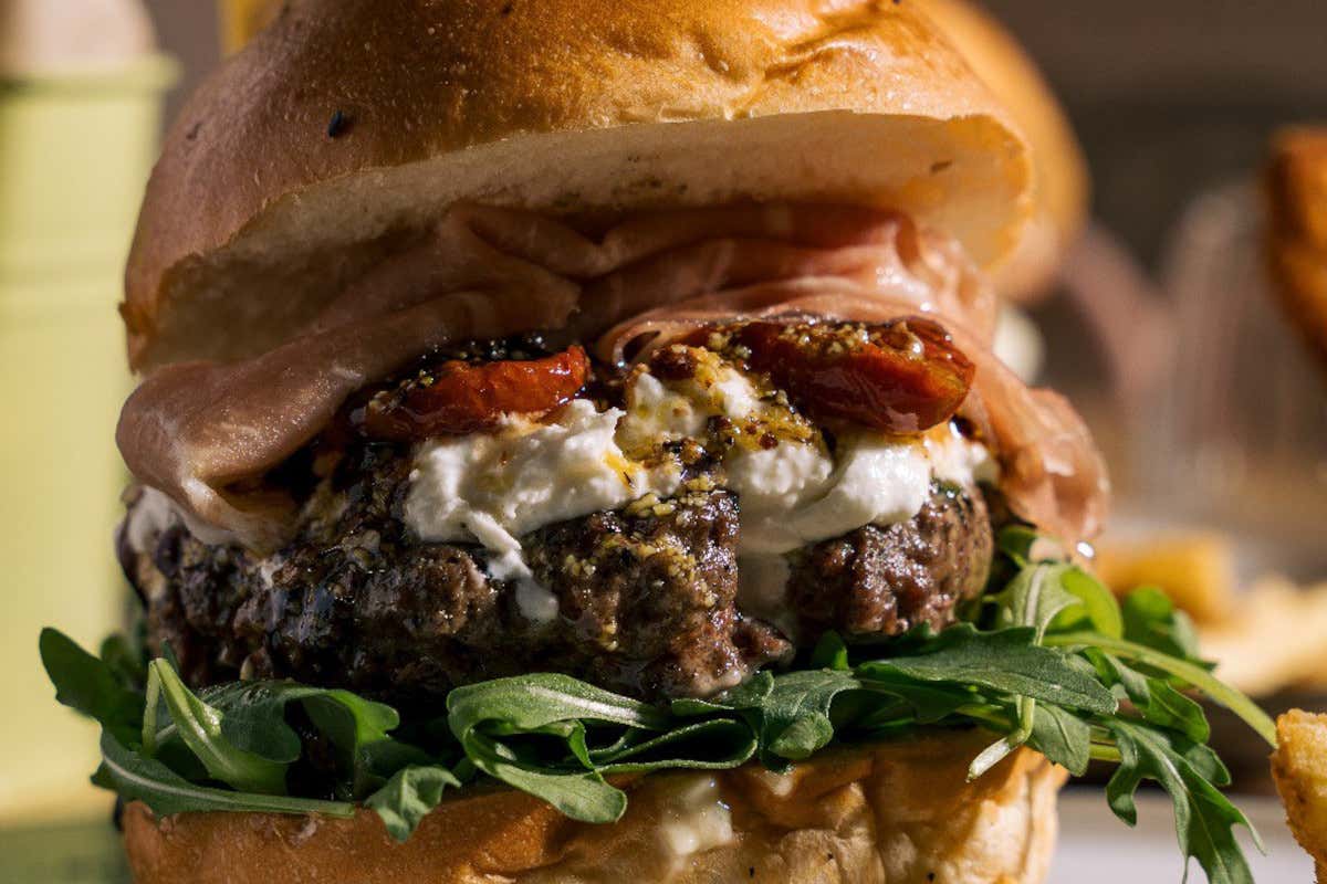 Da Public House, il pub di Caserta con panini gourmet