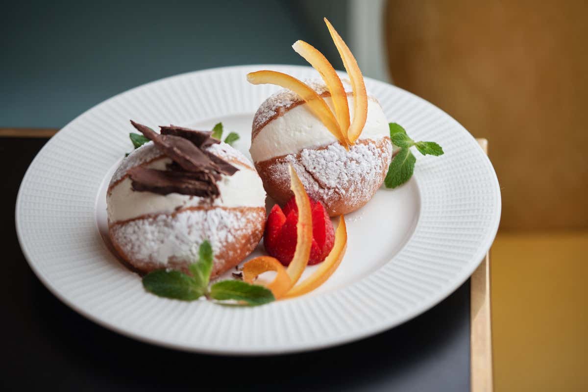 Cenando guardando Trastevere sulla terrazza di Unahotels