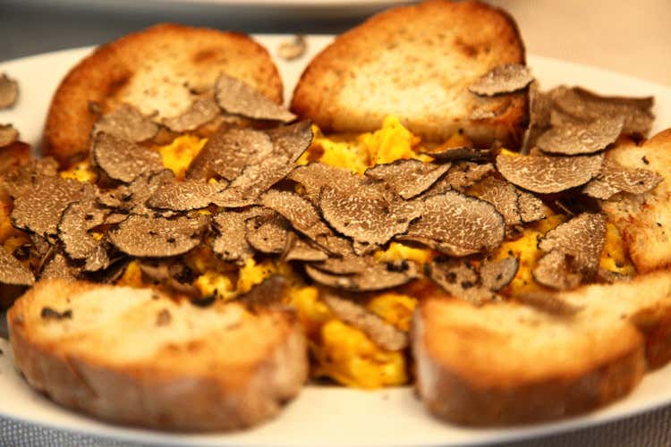 Vino e Cucina a Staffolo, un'osteria tra passato e futuro