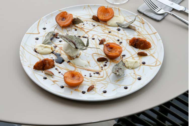 Hotel Windsor, rinascita tra design e gusto sulla spiaggia di Laigueglia