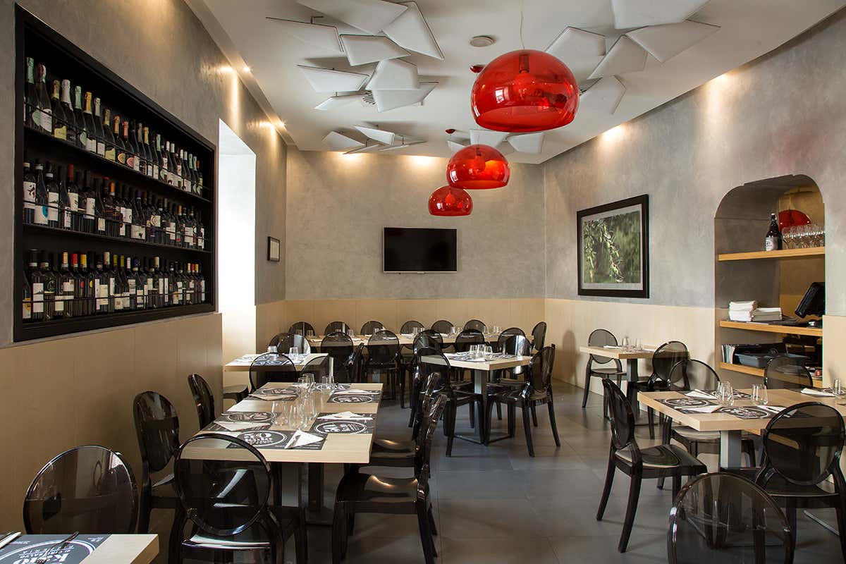 La famosa pizzeria 50 Kalò [[Giro del Golfo in otto giorni]]: tutta la bellezza e il gusto di Napoli