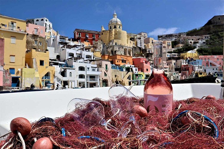 A Procida la premiazione 50 Top Italy Rosé Valentini e Ca' del Bosco i migliori