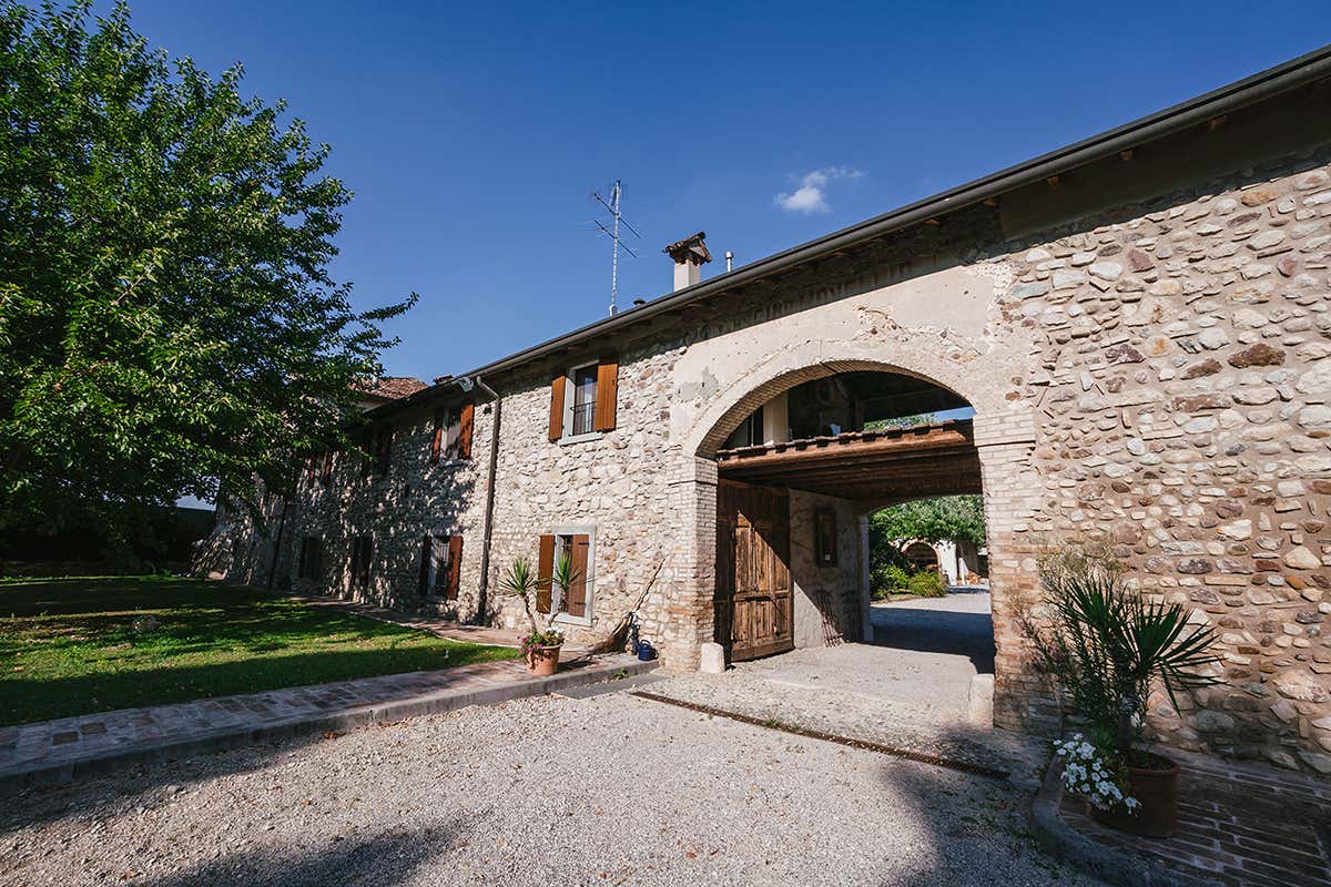 Luogo dal fascino unico. Foto: Stefano Casati Da Tenuta Roveglia per scoprire la storia del Lugana