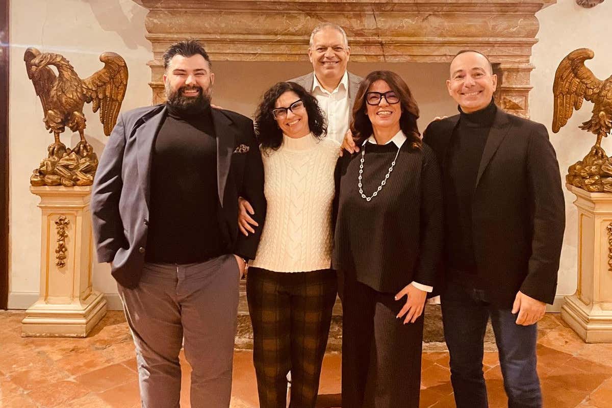 Follia Creativa: tutti i premiati tra arte, formazione e nuove prospettive per l’Horeca Follia Creativa: tutti i premiati tra arte, formazione e nuove prospettive per l’Horeca