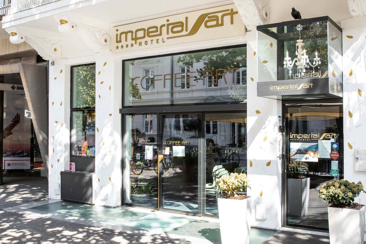 Weekend di primavera tra design e fiori? Nella nuova suite all’Imperialart Merano