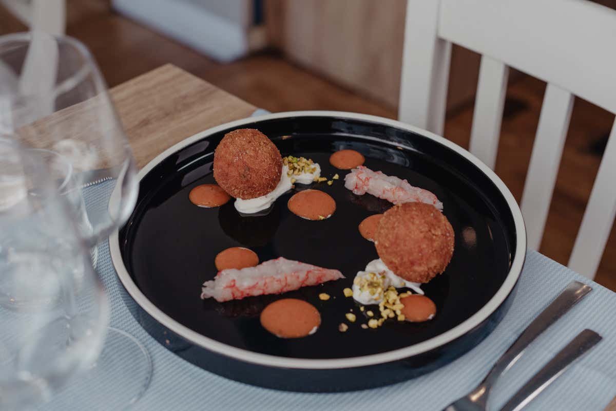 Osteria Santa Lucia, il bistrot di pesce di due fratelli napoletani