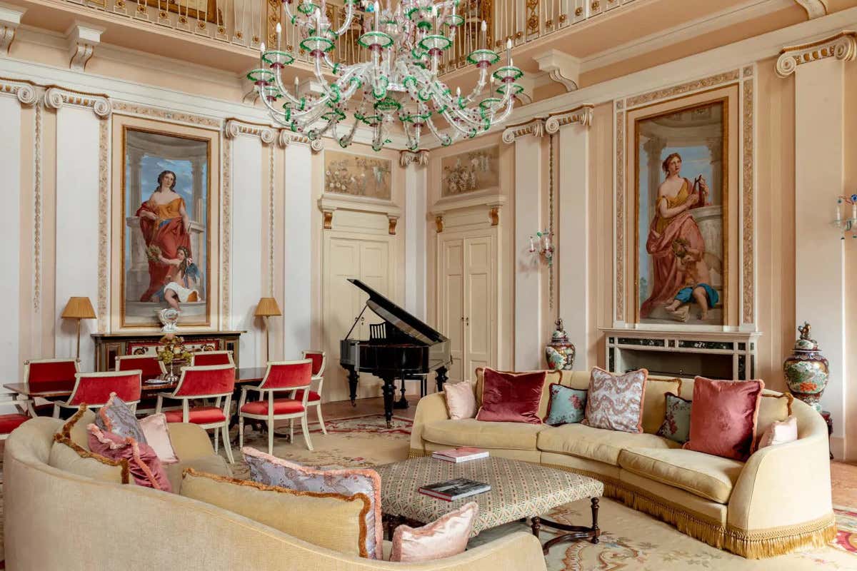 Come si dorme e mangia nel miglior hotel del mondo? Un viaggio nel Passalacqua