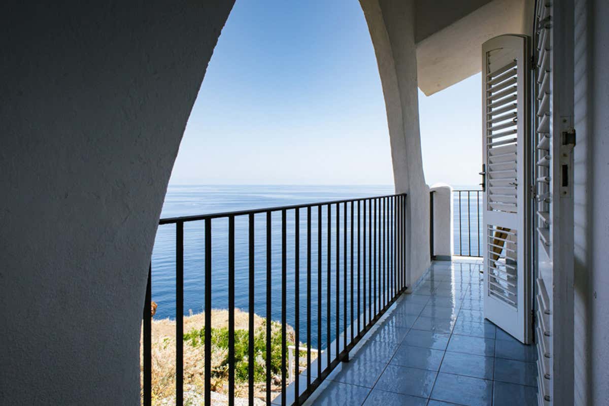 Come un vero isolano: le vacanze firmate Hotel Punta Scario a Salina