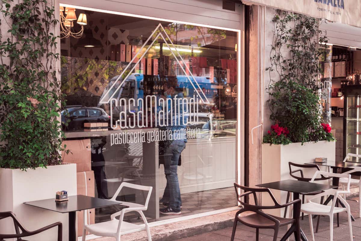 Casa Manfredi triplica: apre un teatro laboratorio e un corner di lusso