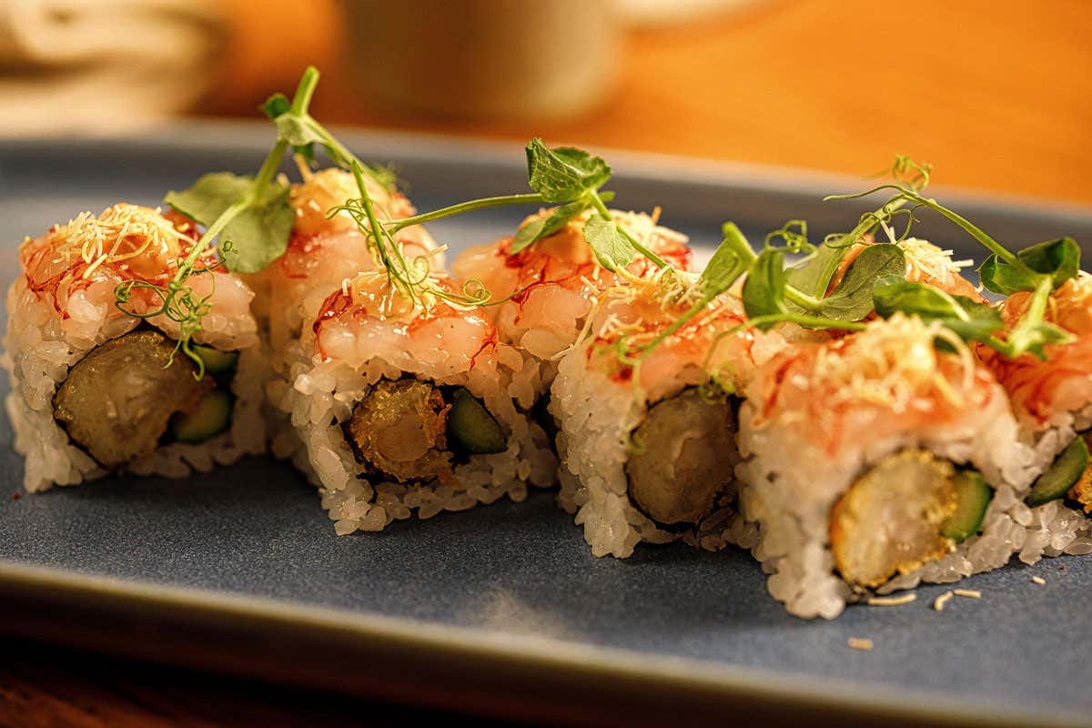 Sushi, robata e ospitalità giapponese: il concept di Katei a Milano Sushi, robata e ospitalità giapponese: il concept di Katei a Milano