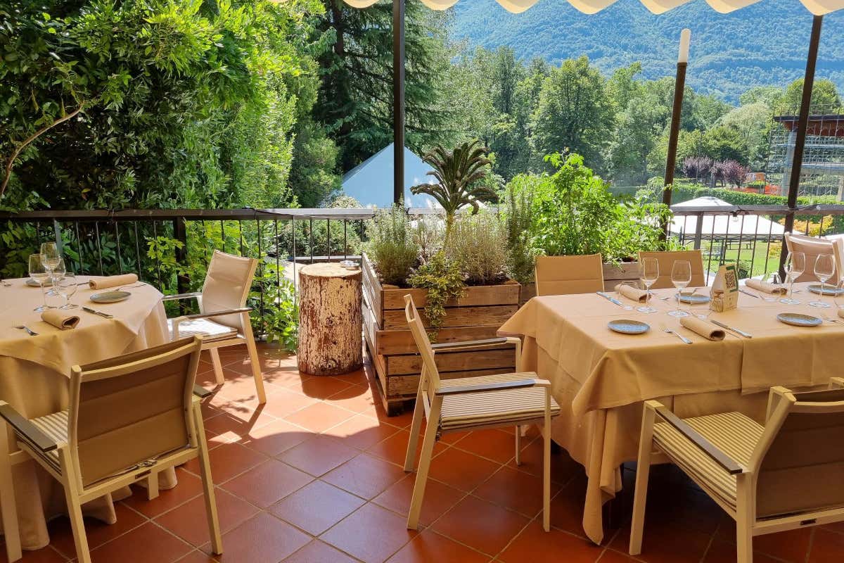 La terrazza del Pampero Il ristorante Pampero di Ranzanico premiato dal Club dei Buongustai La terrazza del Pampero Il ristorante Pampero di Ranzanico premiato dal Club dei Buongustai