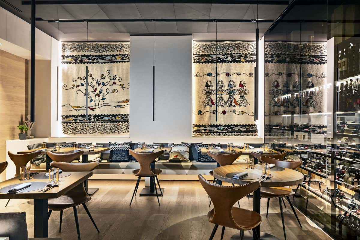 Cena da Frades, il ristorante cocktail bar di Milano dove tutto parla sardo