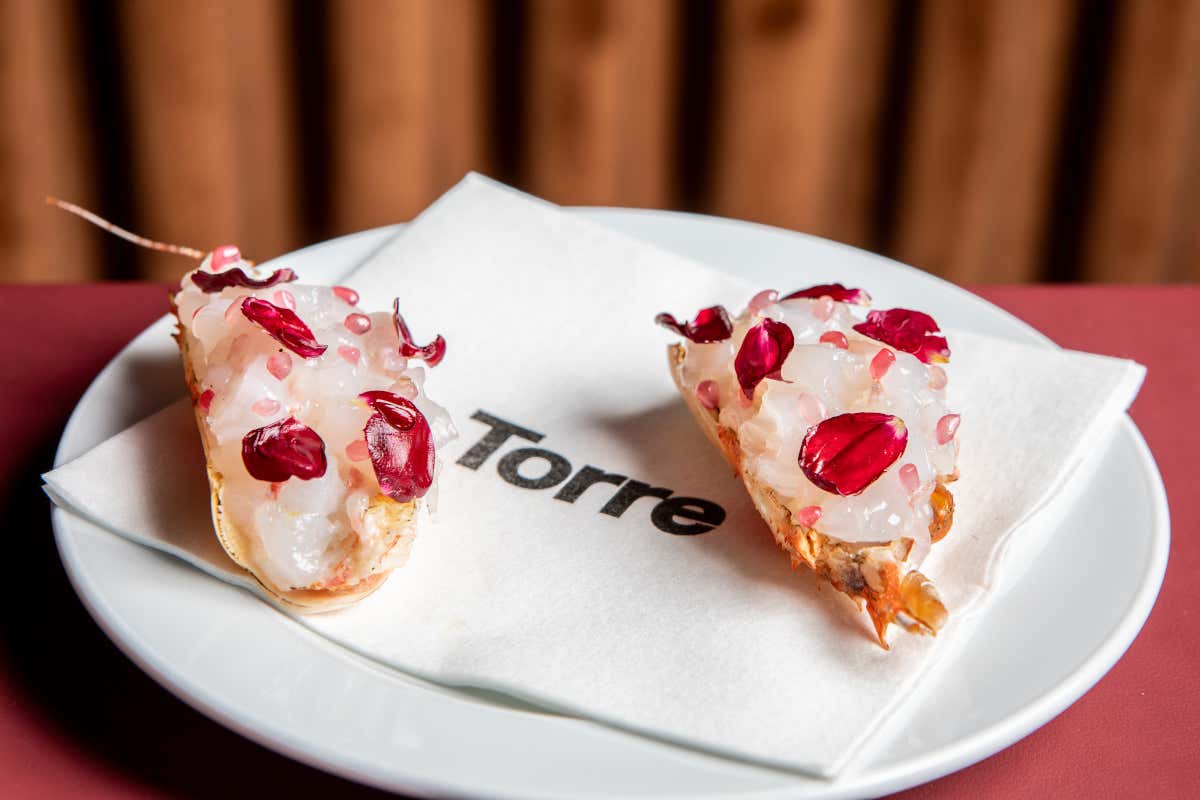 Stupire gli ospiti all’aperitivo delle feste? Segui il rito del cetriolo di Natale