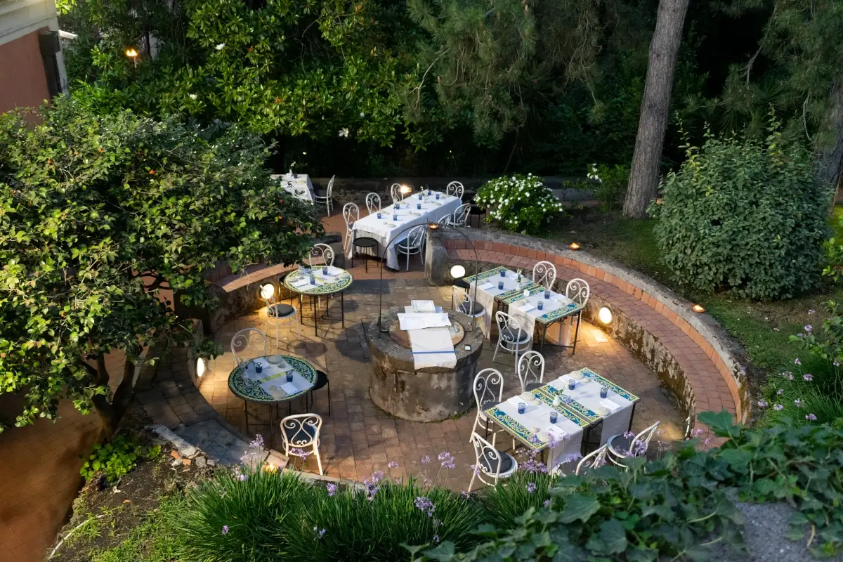Esperia Palace Hotel, buon gusto ed eleganza tra le colline dell&rsquo;Etna