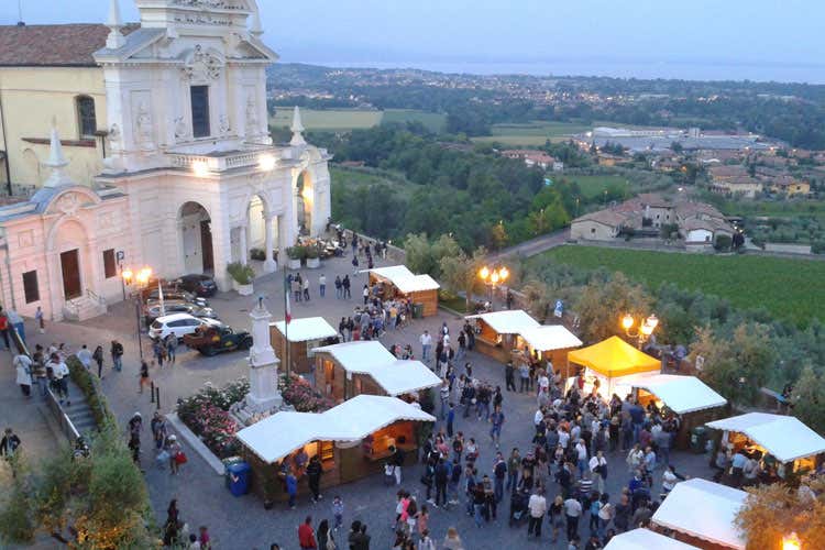 (I 70 anni della Fiera del Vino Valtènesi 4 giorni per celebrare il Classico Doc)