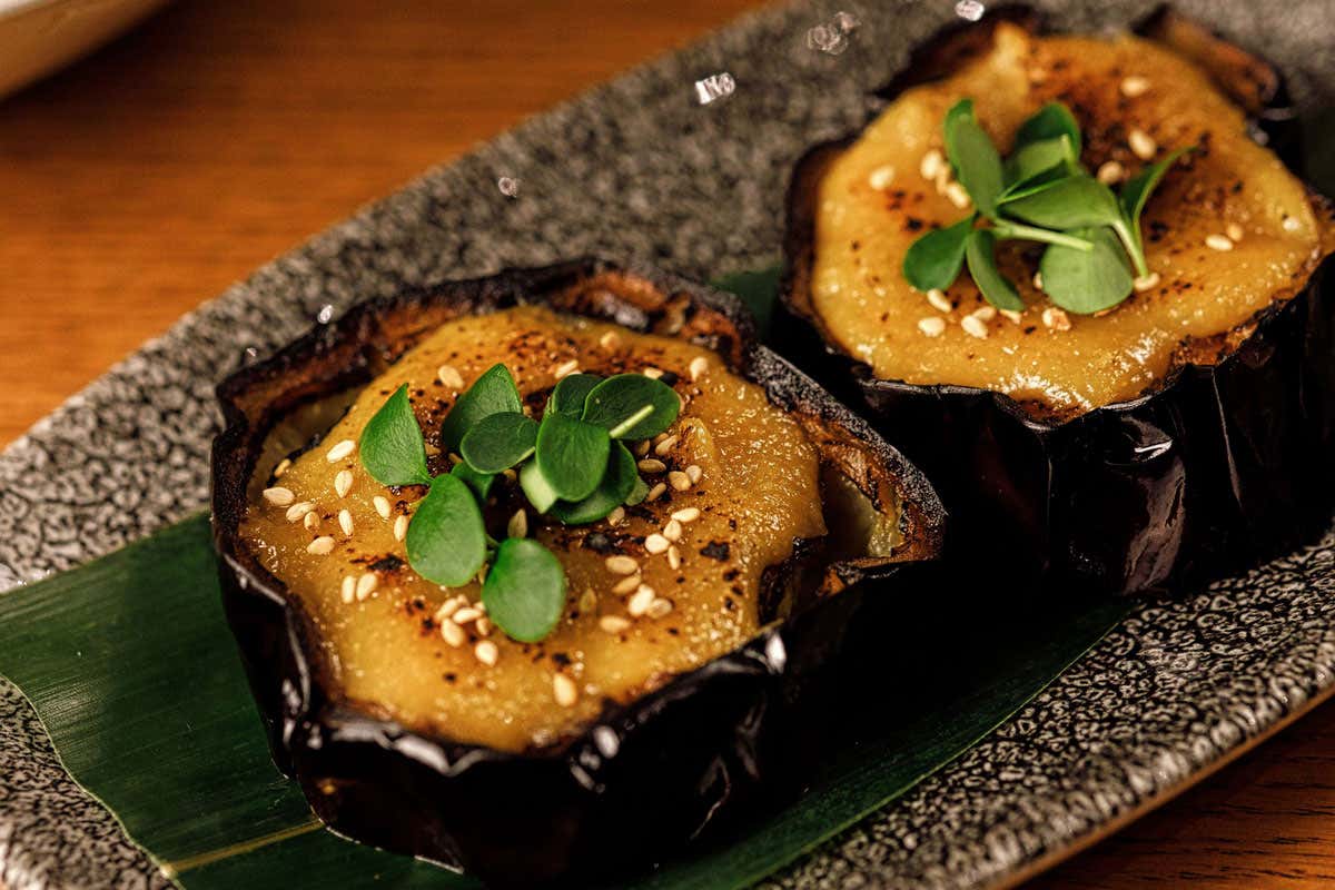 Sushi, robata e ospitalità giapponese: il concept di Katei a Milano Sushi, robata e ospitalità giapponese: il concept di Katei a Milano