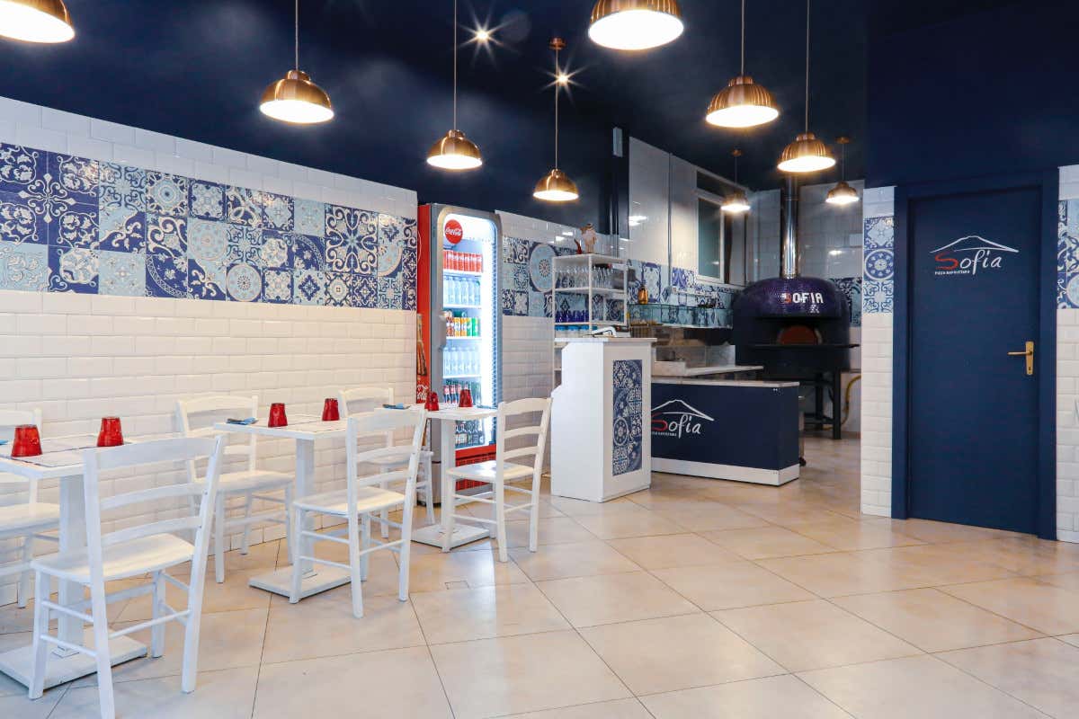 La pizza verace napoletana a Roma? La prepara “Sofia” La pizza verace napoletana a Roma? La prepara “Sofia”