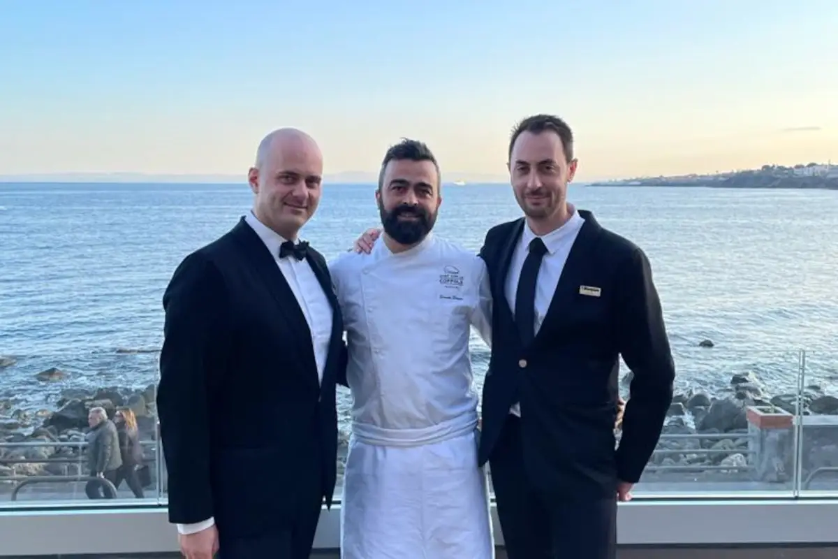 Al Grand Hotel Faraglioni, lungo il sentiero di miti e leggende