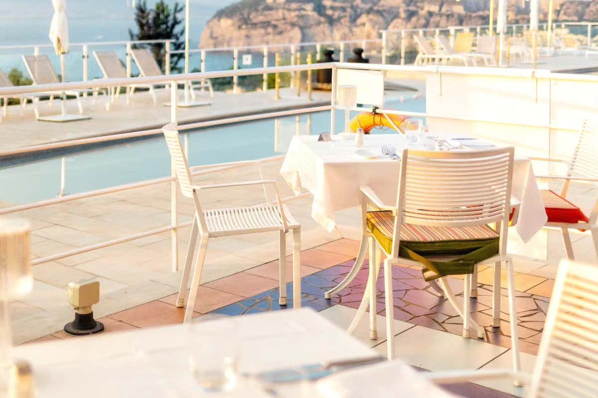 Mangiare in... Paradiso! Siamo al Ristorante Tonì di Sorrento Mangiare in... Paradiso! Siamo al Ristorante Tonì di Sorrento