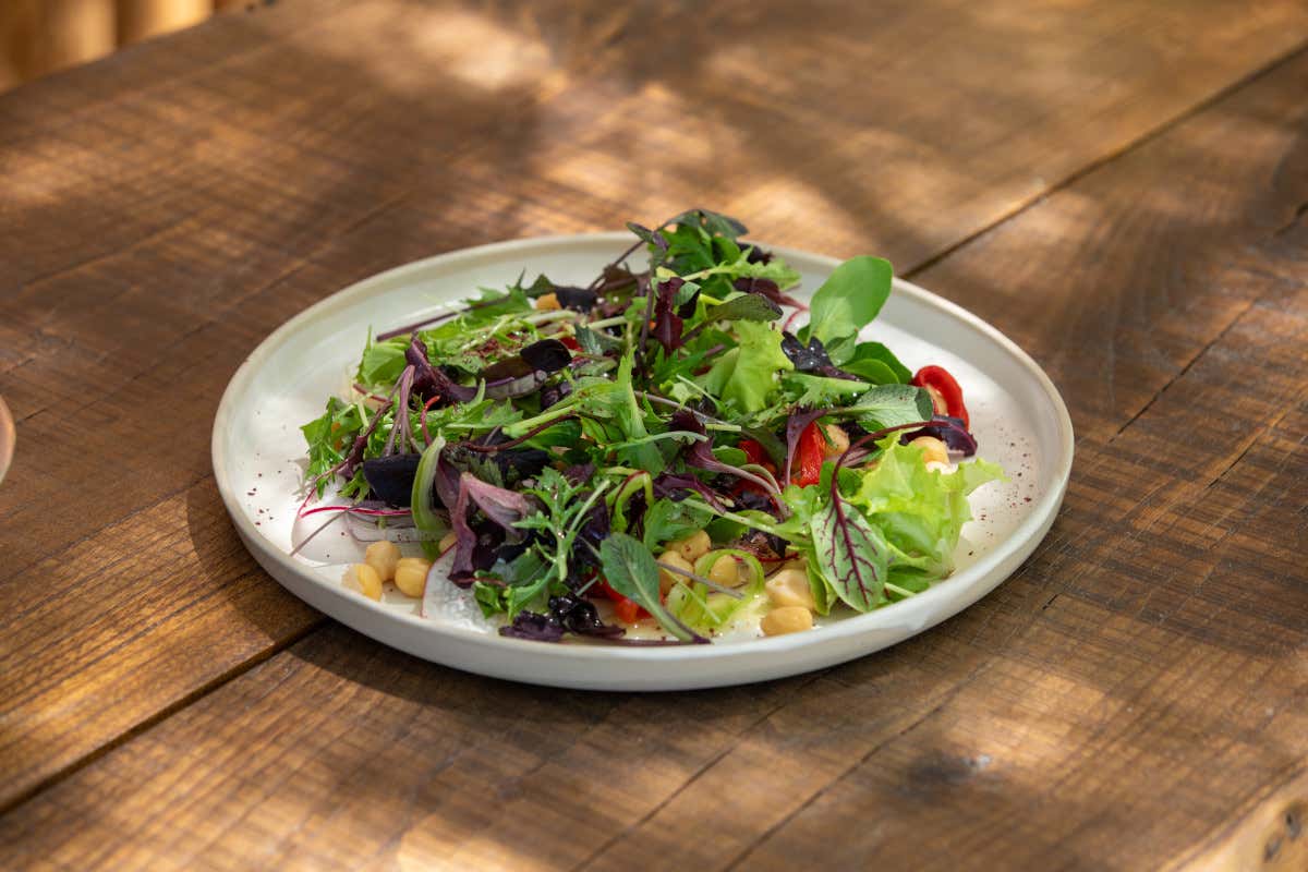 Cucina siciliana vista mare al Beach Club Insula di Menfi