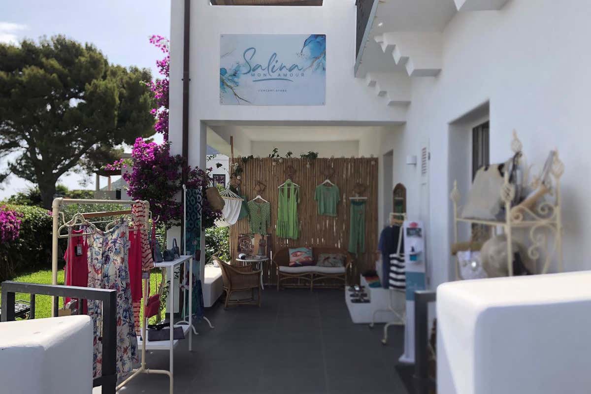 Come un vero isolano: le vacanze firmate Hotel Punta Scario a Salina Come un vero isolano: le vacanze firmate Hotel Punta Scario a Salina