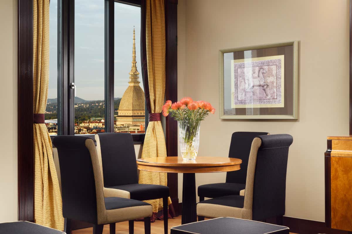 Principi di Piemonte: entriamo nello storico hotel art déco nel centro di Torino