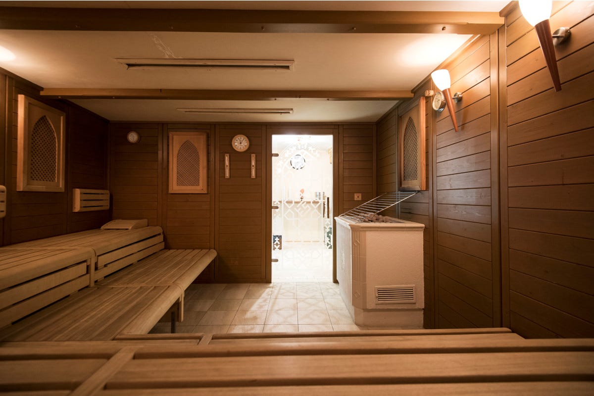 La sauna del Romantik Hotel Cappella  Apri la porta e scii. Dove? Al Romantik Hotel Cappella MANCANO FOTO