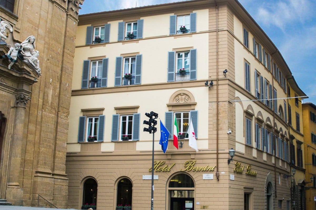 Viaggio nella Firenze medioevale: come è dormire all'Hotel Bernini Palace