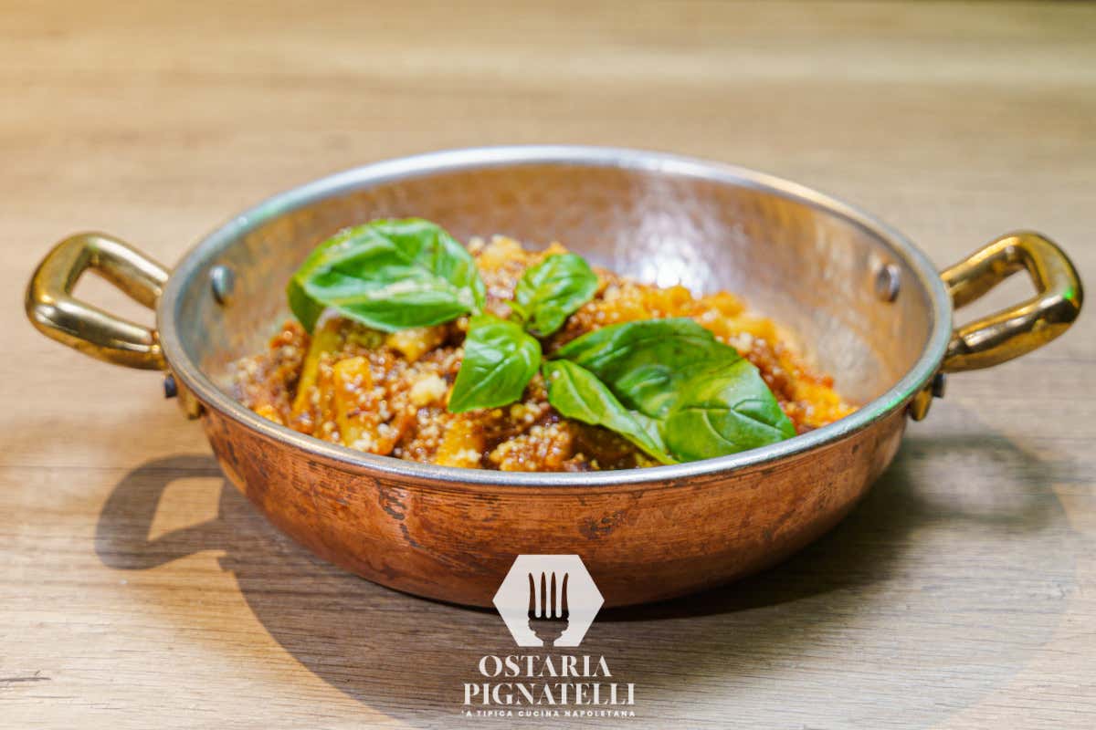 Come in una casa di Napoli: ecco cosa si mangia da Ostaria Pignatelli