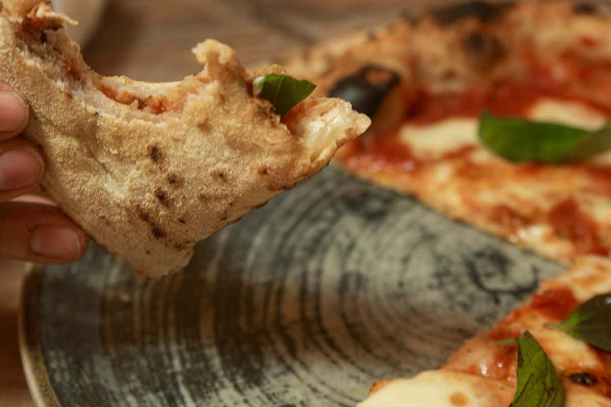 Voglia di piazza al Vomero? Da provare quella della Pizzeria Acunzo 1964