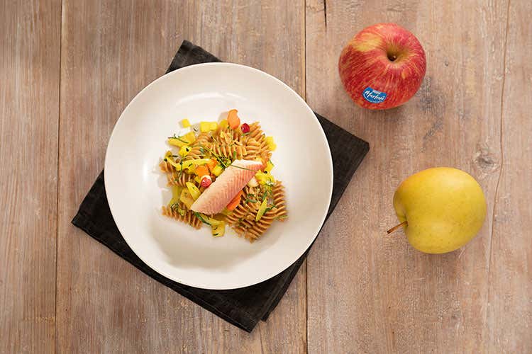 (A pranzo con Marlene Un intero pasto a base di mele)