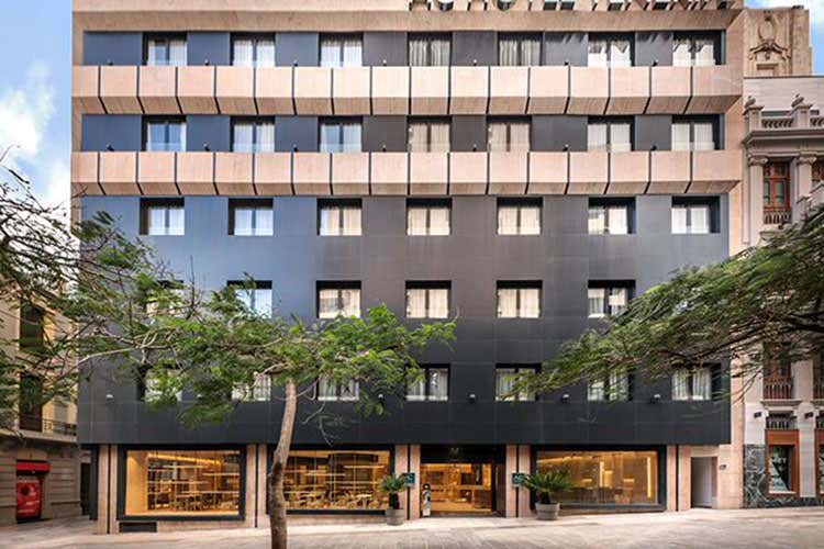AC Hotel Tenerife &ndash; appena aperto Lisbona, Bergen, Tenerife o Bordeaux? Ogni stile di viaggio il suo hotel