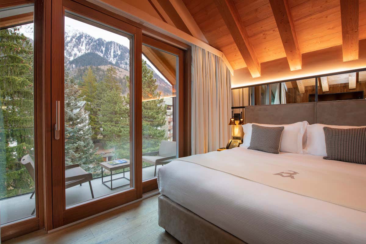 Le Massif, il rifugio 5 stelle di Courmayeur dove la montagna incontra il design italiano Le Massif, il rifugio 5 stelle di Courmayeur dove la montagna incontra il design italiano