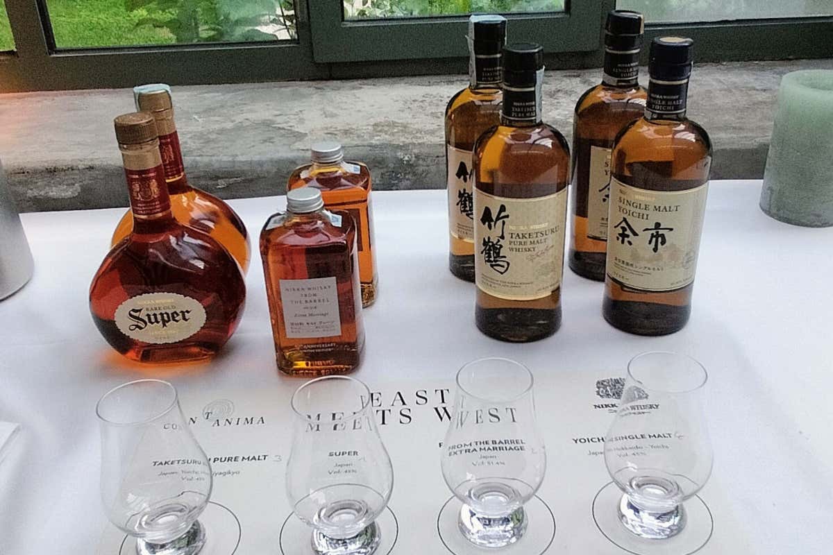 Whisky giapponese, un secolo di storia costruito sull'eredità della Scozia Whisky giapponese, un secolo di storia costruito sull'eredità della Scozia