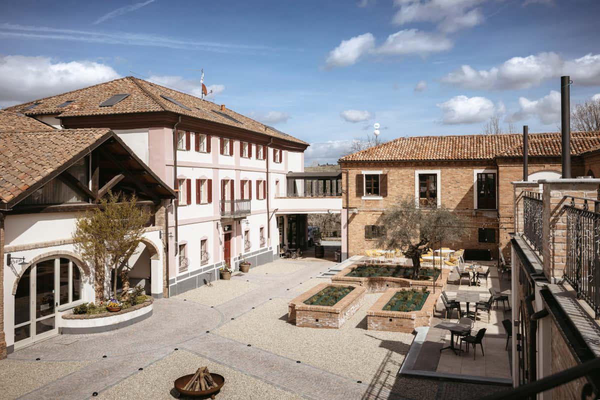 Il futuro dell'aperitivo? Alcohol-free al Relais Almaranto in Monferrato