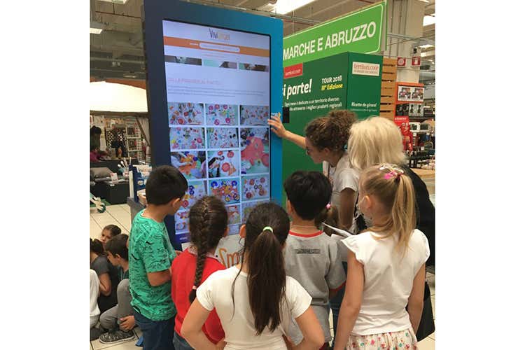 (Abcd-ViviSmart, fa centro la campagna per la corretta alimentazione) (Abcd-ViviSmart, fa centro la campagna per la corretta alimentazione)
