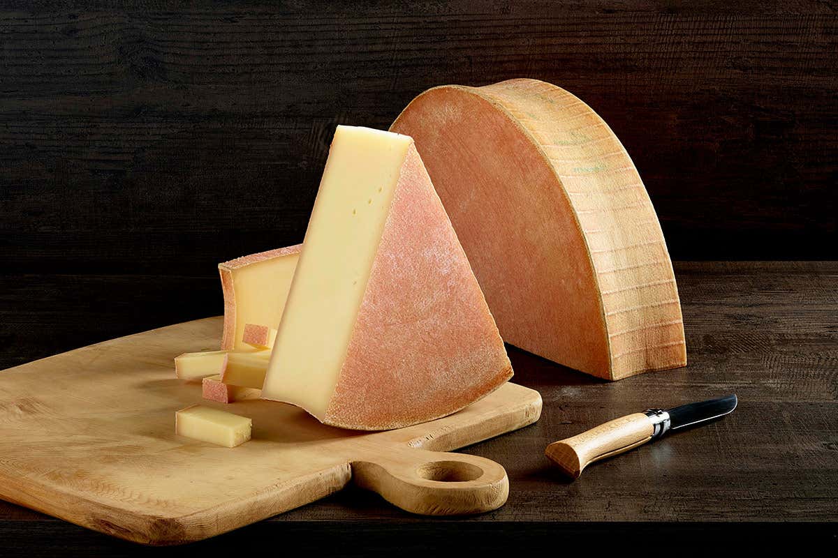 Abondance (credito foto: Images&Associés - Aftalp) Strada dei formaggi della Savoia: 8 eccellenze casearie d’oltralpe