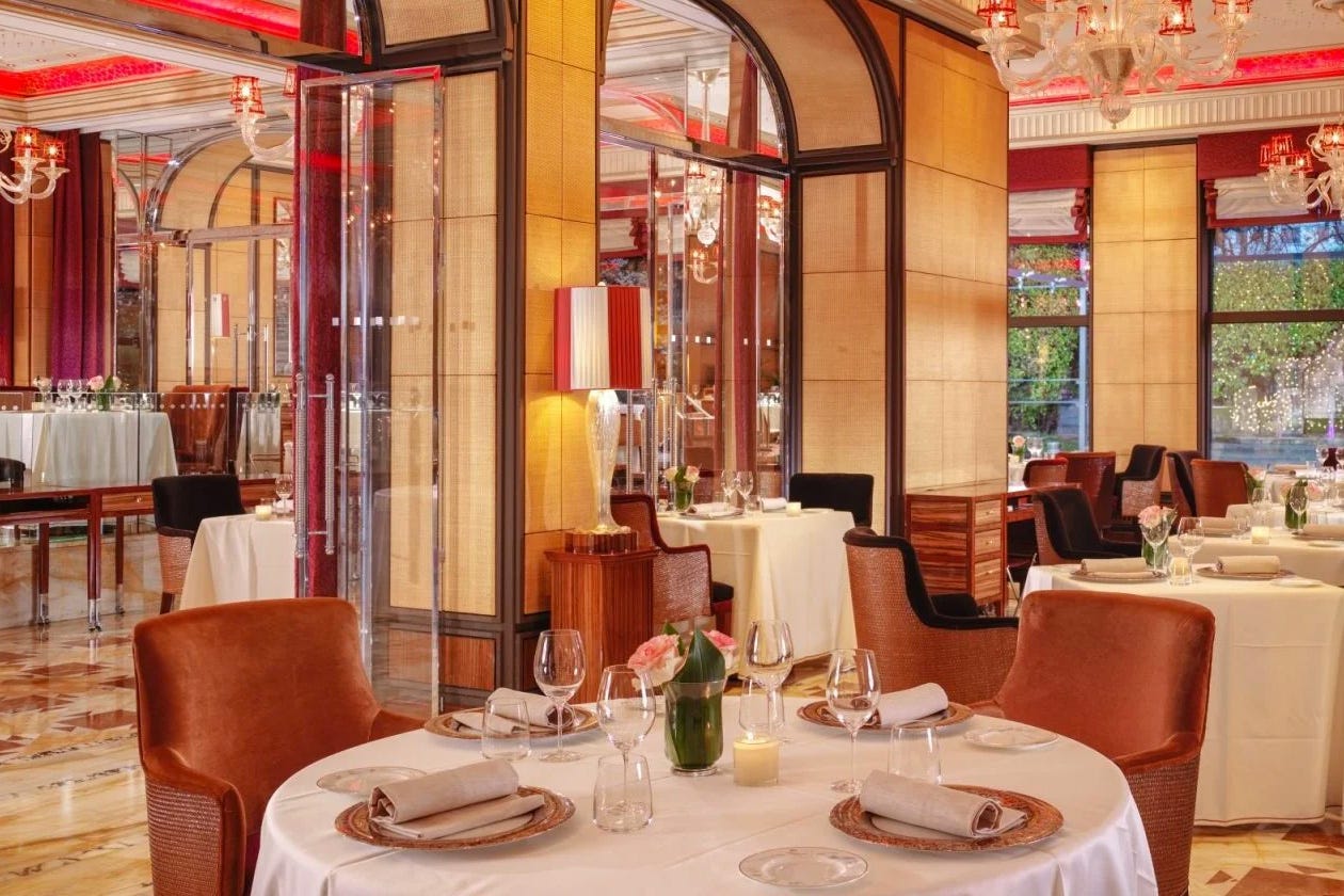 Il ristorante Acanto dell'Hotel Principe di Savoia di Milano Il ristorante Acanto celebra l’asparago