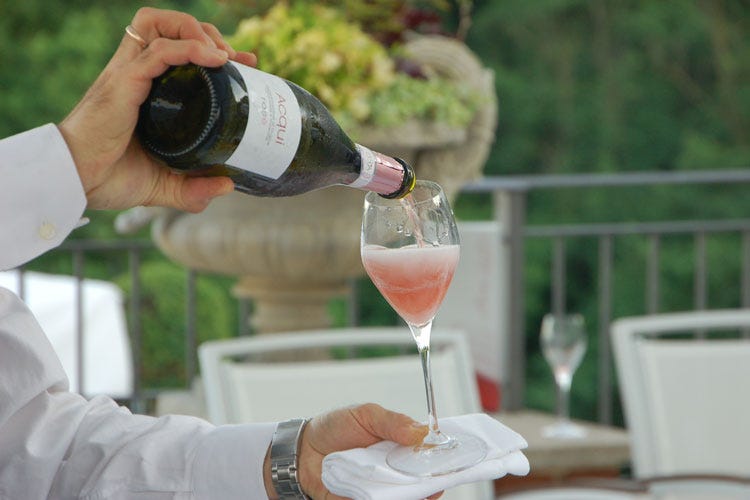 Weekend dedicato agli spumanti rosé ad Acqui - Vino, per il futuro dell'exportora si punta sulle bollicine rosa