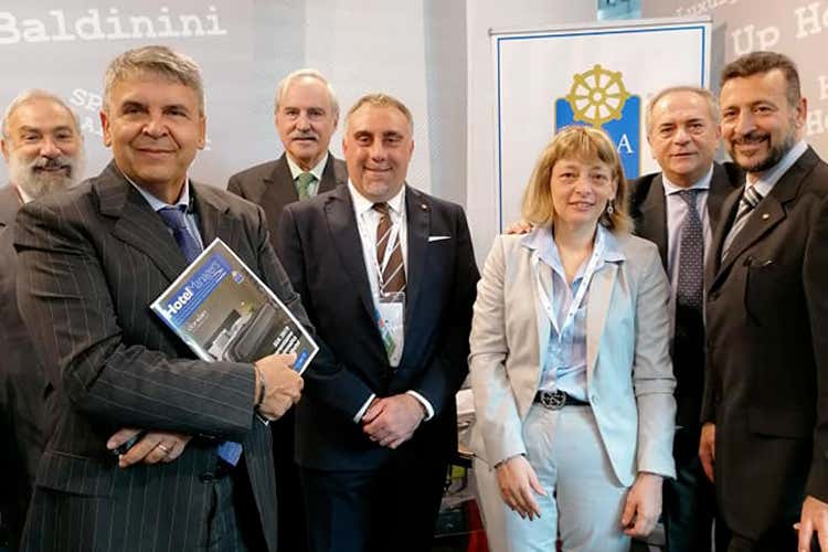 Il presidente e i collaboratori di Ada - Albergatori: Fase 2 anche per noi Servono misure uguali per il Paese