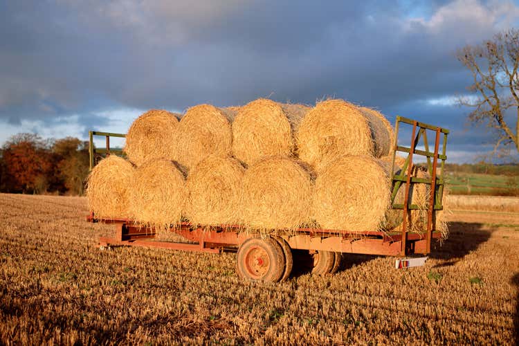 Agromafie, il fenomeno non si arresta Affari per 21,8 miliardi, 30% sul 2015 Agromafie, il fenomeno non si arresta Affari per 21,8 miliardi, 30% sul 2015