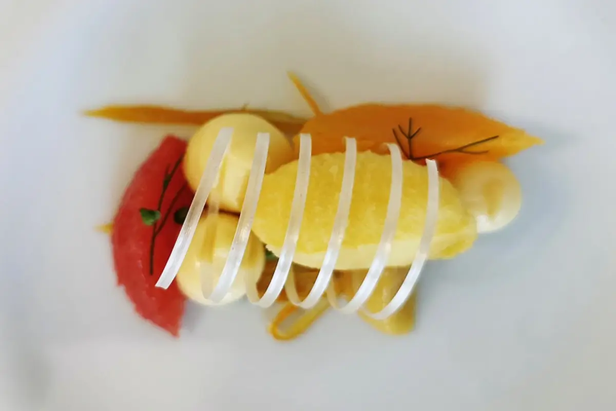 Dessert Tutti i nostri agrumi Pochi tavoli per un’esperienza stellata: benvenuti da Sapio a Catania
