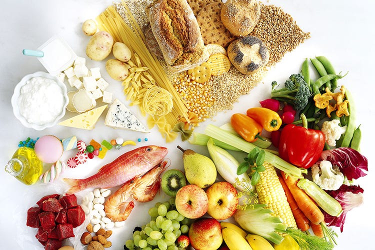Gli ingredienti della Dieta mediterranea (Gli esperti: «No alle diete senza»La preferita resta la Mediterranea)