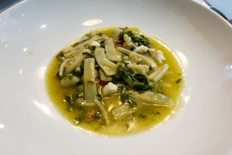 Minestra di tenerumi e scorfano (Aja Mola, pescato fresco a Palermo)