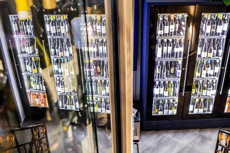 I vini (Al 3Piani di Napoli cocktail, cucina gourmet e crudi)