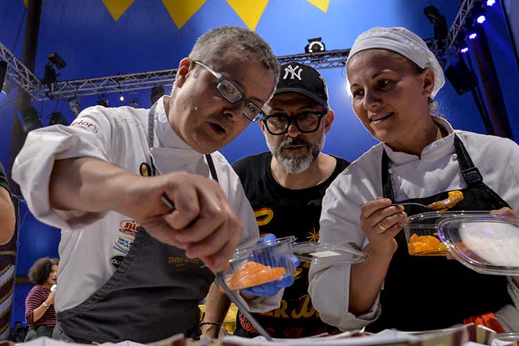 Al Men&igrave; va in scena dal 25 al 27 settembre - Massimo Bottura e altri 24 cuochi per la 7&ordf; edizione di Al Meni
