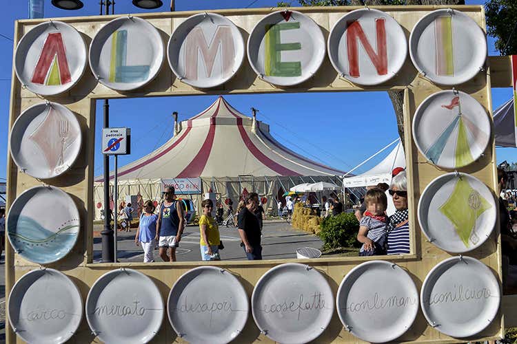 &Egrave; la settima edizione della manifestazione a Rimini - Massimo Bottura e altri 24 cuochi per la 7&ordf; edizione di Al Meni