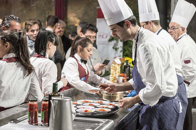 Al Merano WineFestival anche l'eccellenza gastronomica italiana (Al via la 28ª edizione del Merano WineFestival) Al Merano WineFestival anche l'eccellenza gastronomica italiana (Al via la 28ª edizione del Merano WineFestival)